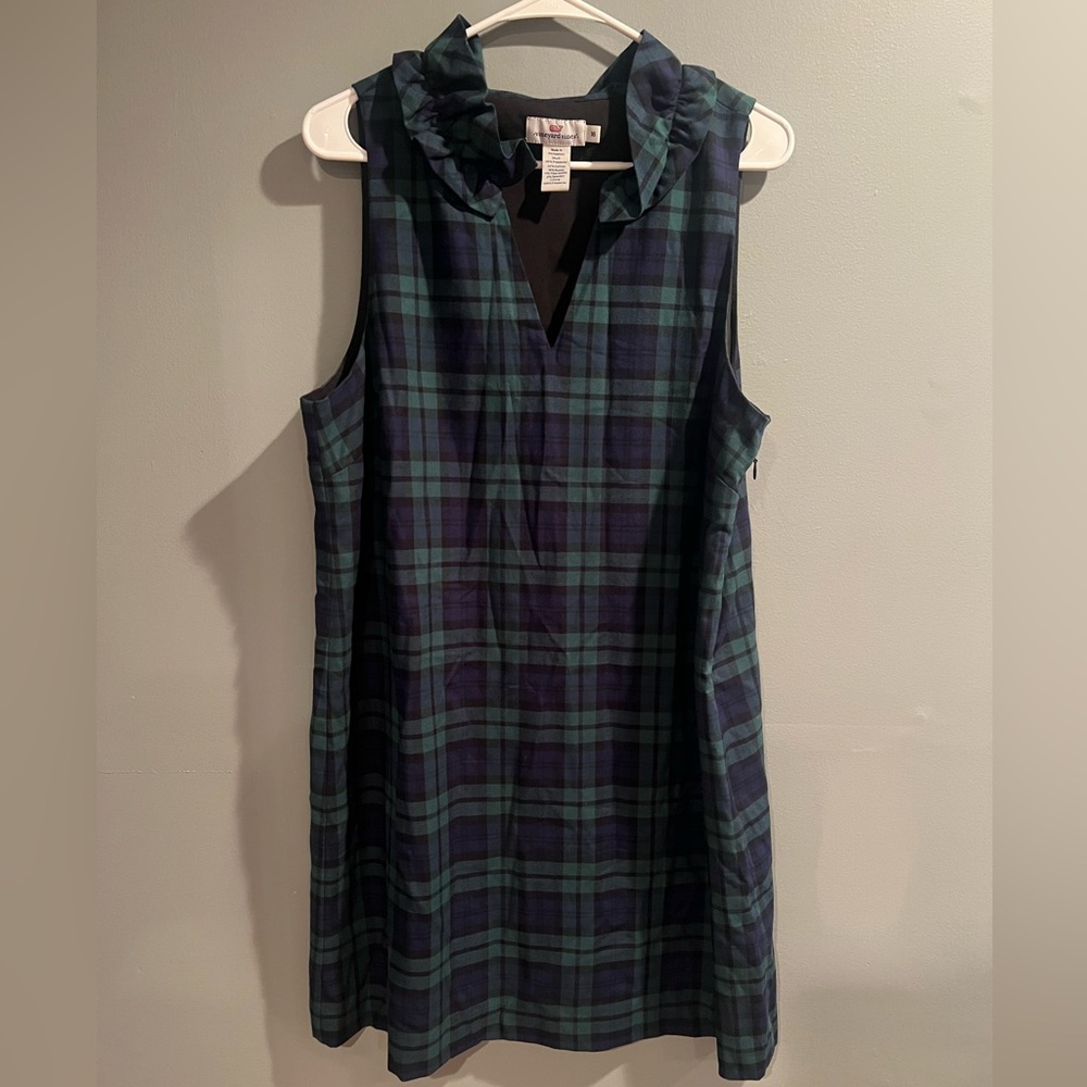 Vineyard vines blackwatch plaid ruffle neck dress size 16